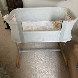 Skip Hop Cozy-Up 2-in-1 Bedside Sleeper & Bassinet
